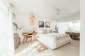 Long Bay Beach Resort