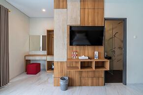 Front One Budget Boyolali