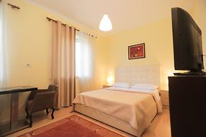 Artistic Tirana Blloku