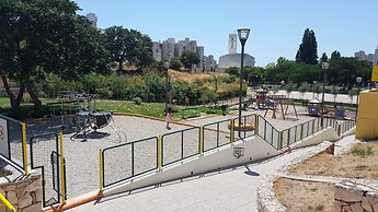 Comfortable Classy Apartment Close to Znjan Beach