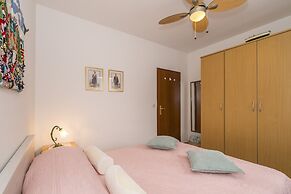 Pirka - Apt. w. Terrace & sea View,2 min to Beach