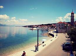 Pirka - Apt. w. Terrace & sea View,2 min to Beach