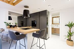 Beautiful, Modern Apartment Near the Sea, Croatia