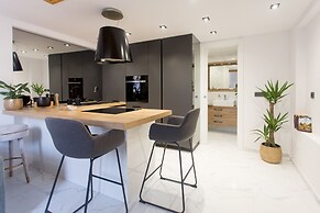 Beautiful, Modern Apartment Near the Sea, Croatia