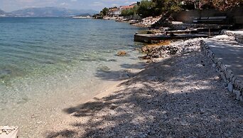 Large Apartment w. big Terrace, Next to the Beach