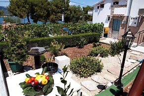 Large Apartment w. big Terrace, Next to the Beach