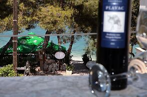 Large Apartment w. big Terrace, Next to the Beach