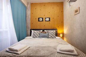 More Apartments na Estonskoy 37 k2