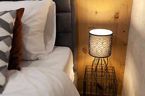 More Apartments na Estonskoy 37 k2