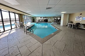 Harbour Place 511 3 Bedroom Condo by RedAwning