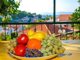 Romantic Apartment With big Garden and Grill