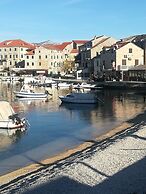 Romantic Apartment With big Garden and Grill