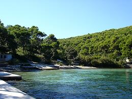 Romantic Apartment With big Garden and Grill