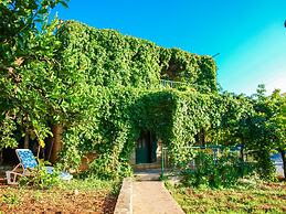 Romantic Apartment With big Garden and Grill