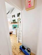 Family Cottage 2 Mins From Hove Seafront