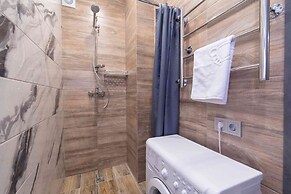 More Apartments na Estonskoy 37 k2 64 2