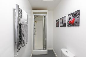 Leicester's Lyter Living