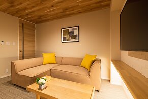 GRAND BASE Saiwaimachi