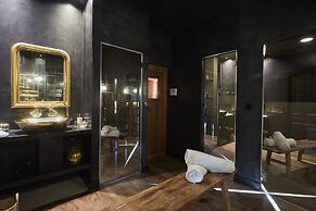 Helguera Palacio Boutique & Antique