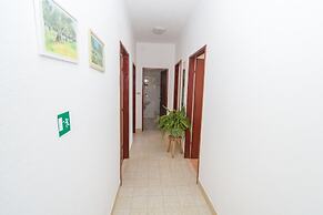 Spacious Apartment w. Balcony, big Garden & Grill