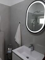 Spacious Apartment w. Balcony, big Garden & Grill