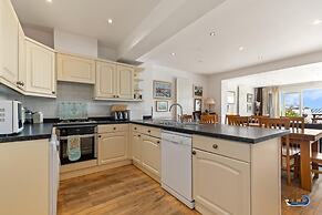 Kilmore - Beach Front House Direct Beach Access Spectacular Sea Views