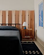 The James Bradley Hotel