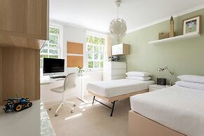 Somerset Square by Onefinestay