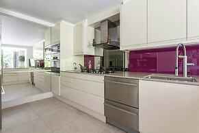 Somerset Square by Onefinestay