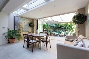 Somerset Square by Onefinestay