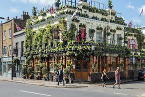 Somerset Square by Onefinestay