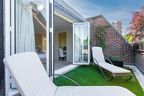 Somerset Square by Onefinestay