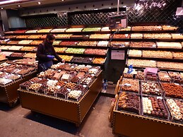 Hotel Moderno Barcelona