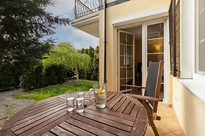 Holiday House Near the Beach by Renters