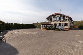 Holiday House Near the Beach by Renters