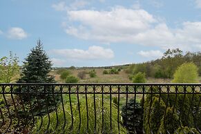 Holiday House Near the Beach by Renters