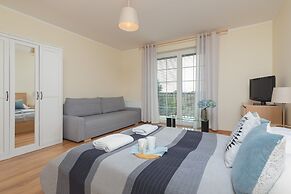 Holiday House Near the Beach by Renters