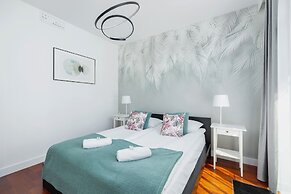 Apartment Lobzowska Cracow by Renters