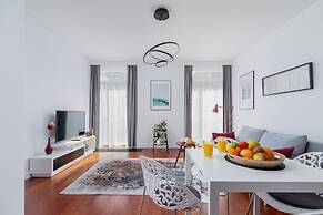 Apartment Lobzowska Cracow by Renters