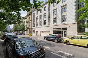 Apartment Lobzowska Cracow by Renters