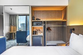 Holiday Inn Express Melbourne Little Collins by IHG