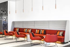 Holiday Inn Express Melbourne Little Collins by IHG