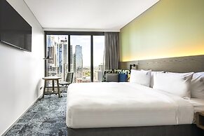 Holiday Inn Express Melbourne Little Collins by IHG