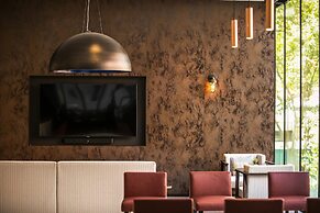 Holiday Inn Express Melbourne Little Collins by IHG