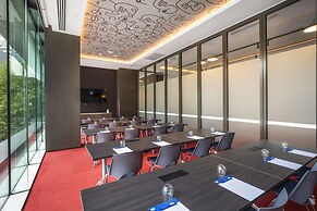 Holiday Inn Express Melbourne Little Collins by IHG