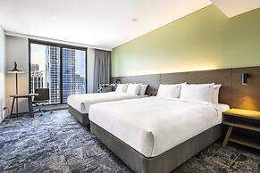 Holiday Inn Express Melbourne Little Collins by IHG