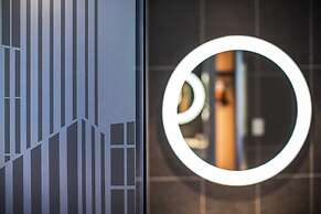 Holiday Inn Express Melbourne Little Collins by IHG