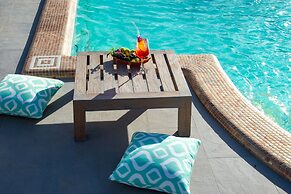 Insula Boutique Hotel