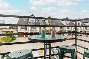 Apartments Legionow 47 by Renters