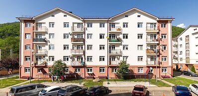 More Apartments na Estonskoy 37 k6